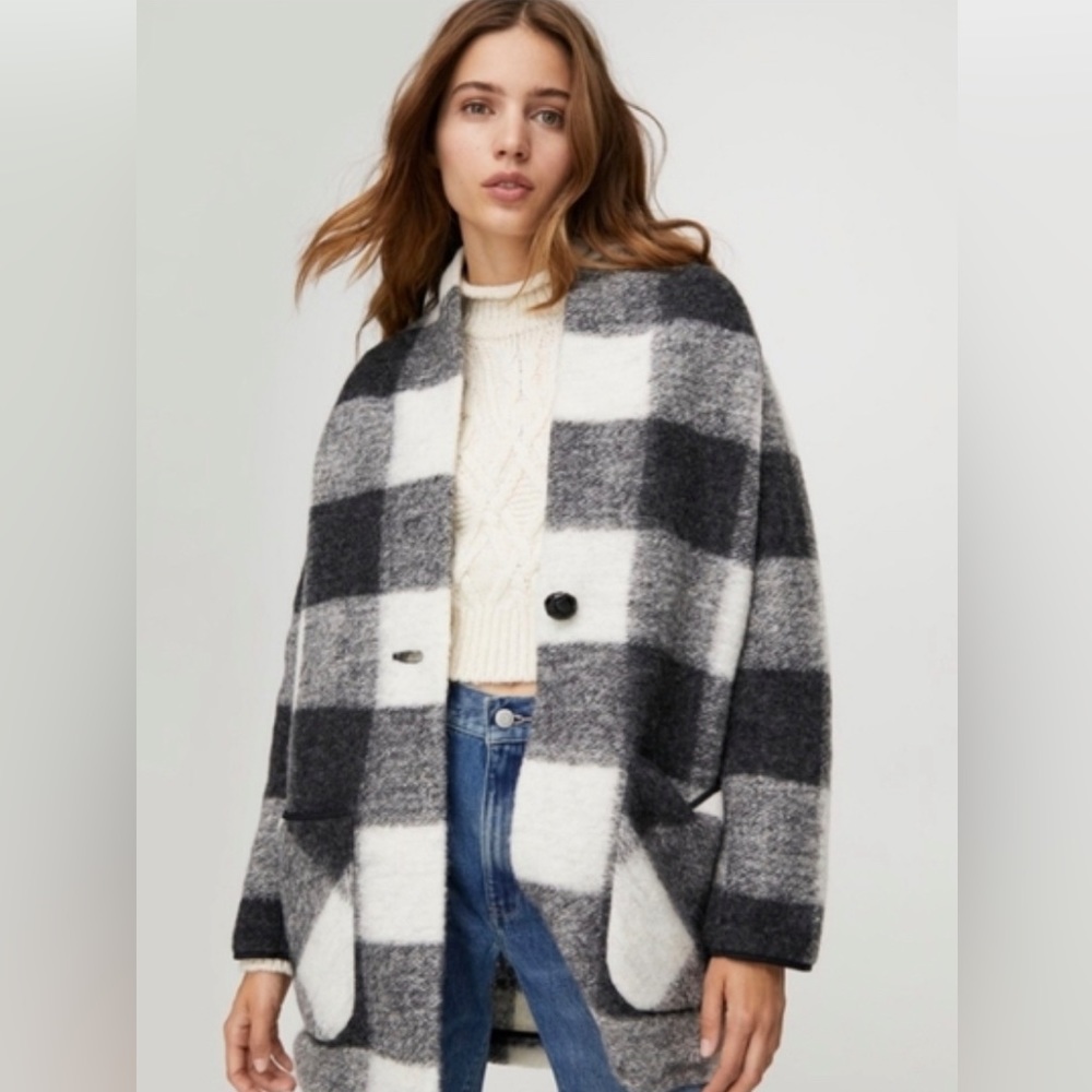 Aritzia Neelam coat (S)